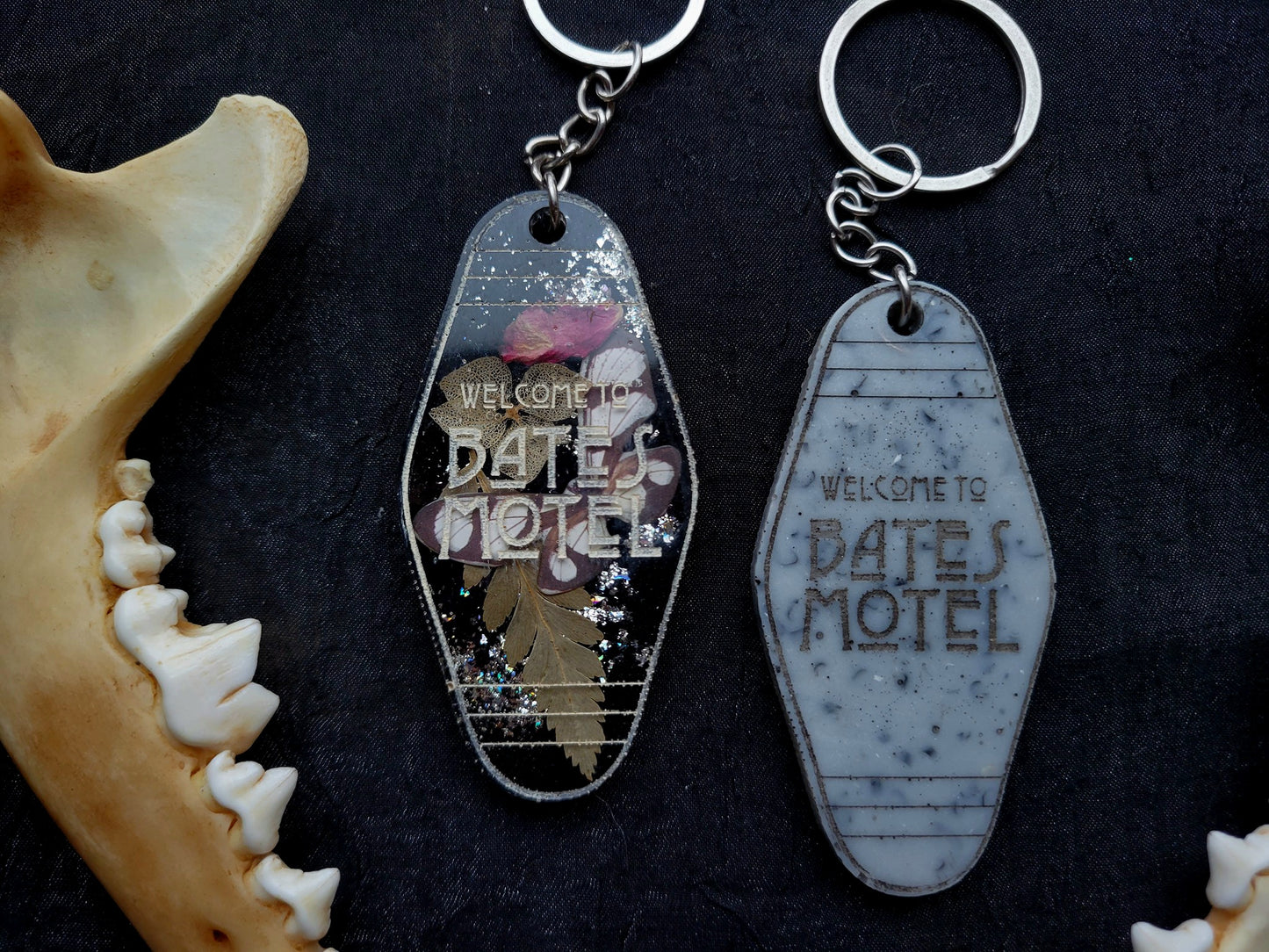 Resin - Bates Motel Keychains (set of 2)