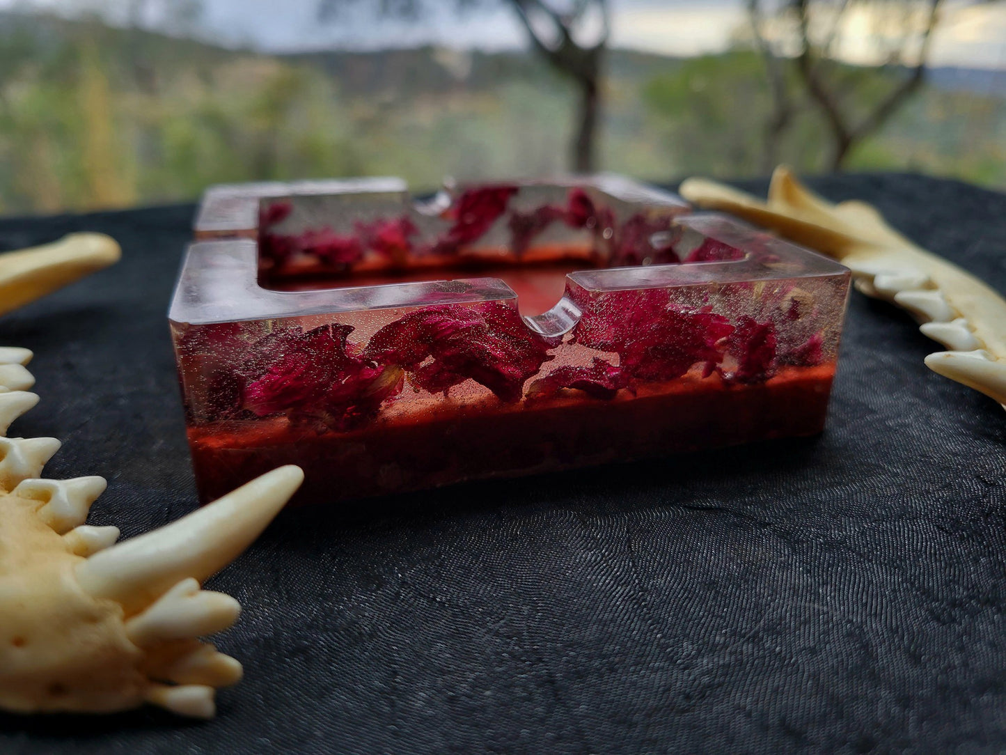 Resin - 🥀 Rose Petal Ashtray 🥀